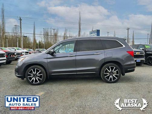 Gray 2019 Honda Pilot Elite