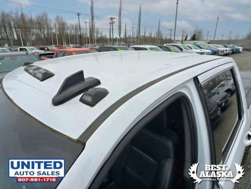 White 2020 GMC Sierra 2500 SLE