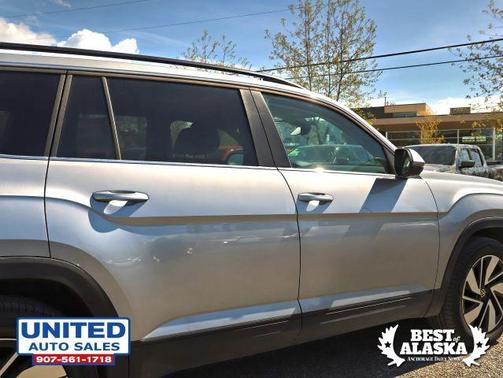 Silver Mist Metallic 2025 Volkswagen Atlas 2.0T SE