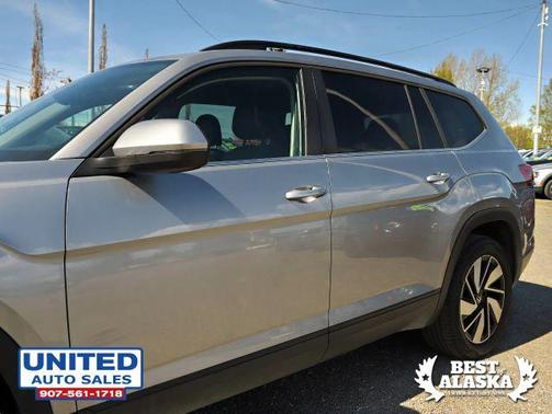 Silver Mist Metallic 2025 Volkswagen Atlas 2.0T SE