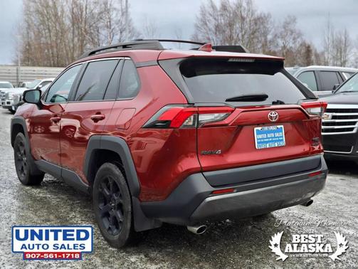 2020 Toyota RAV4 Sport