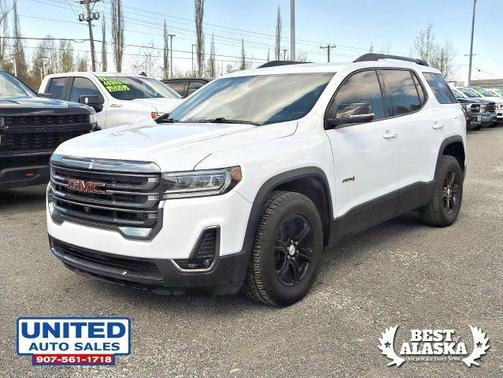 White 2023 GMC Acadia AT4