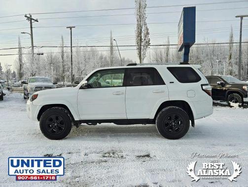 2022 Toyota 4Runner SR5 Premium