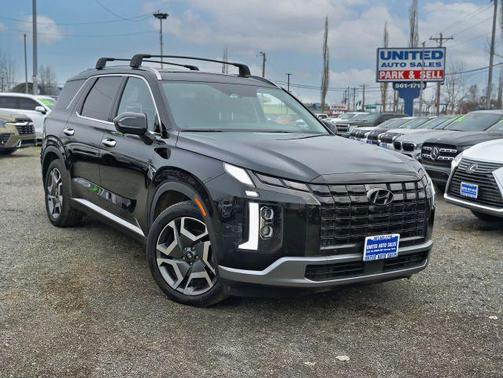 Black 2023 Hyundai PALISADE Limited