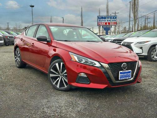 Scarlet Ember 2021 Nissan Altima 2.5 SR