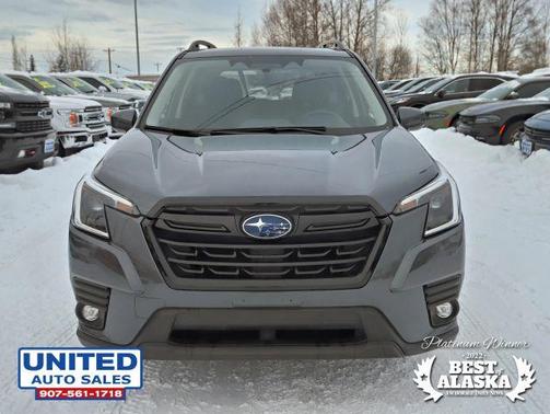 2024 Subaru Forester Premium