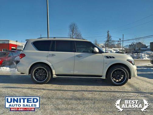 2017 INFINITI QX80 Base