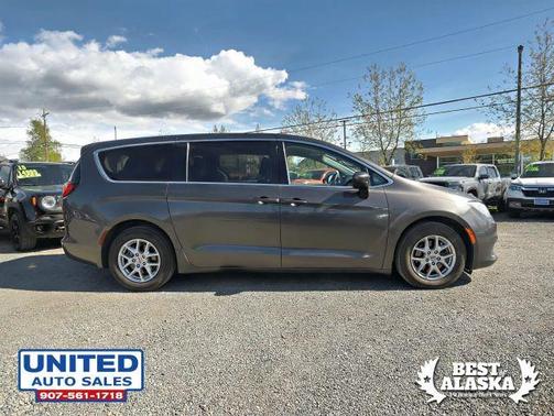 Gray 2022 Chrysler Voyager LX