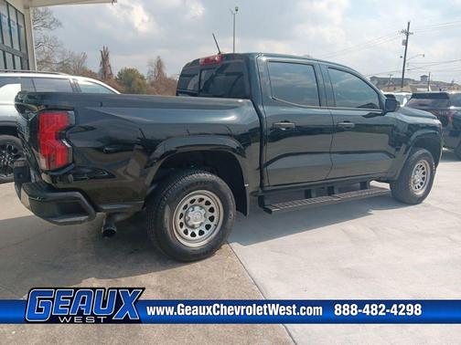 2024 Chevrolet Colorado WT