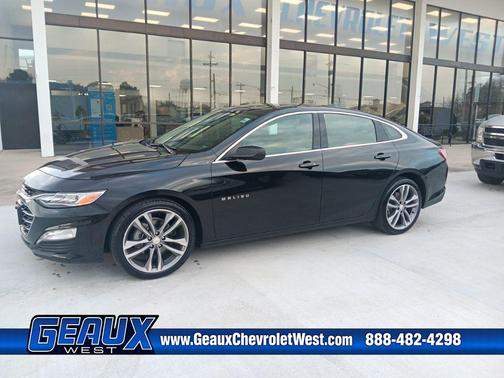 Mosaic Black Metallic 2024 Chevrolet Malibu FWD 2LT