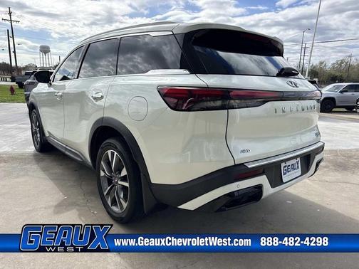 2023 INFINITI QX60 Luxe