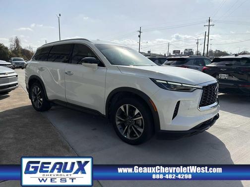 2023 INFINITI QX60 Luxe