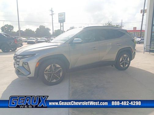 Shimmering Silver 2025 Hyundai TUCSON SEL