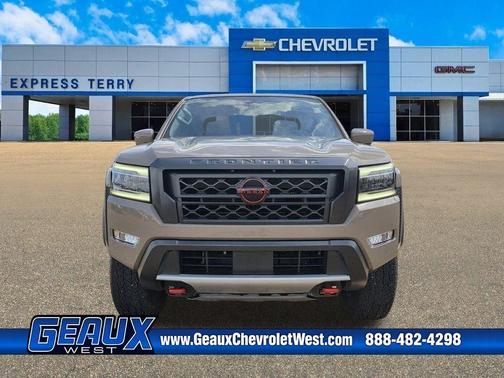 2024 Nissan Frontier PRO-4X