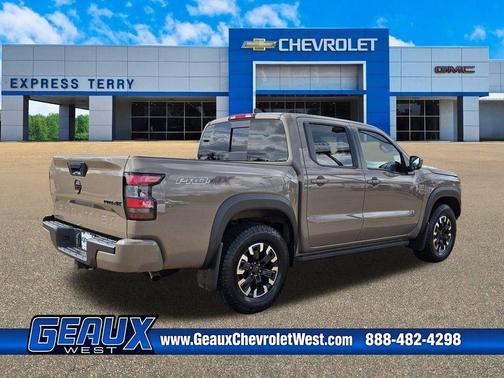 2024 Nissan Frontier PRO-4X