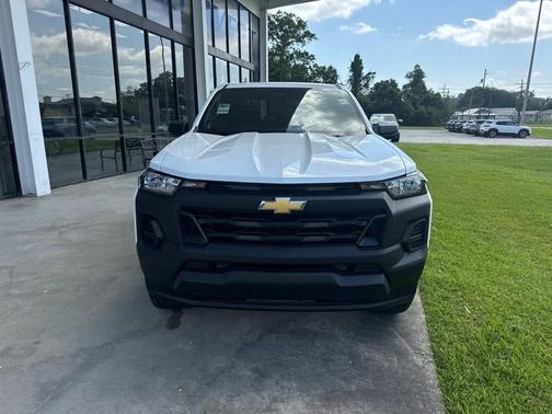 2025 Chevrolet Colorado WT