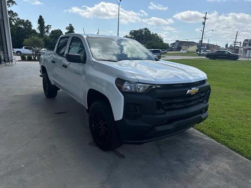 2025 Chevrolet Colorado WT