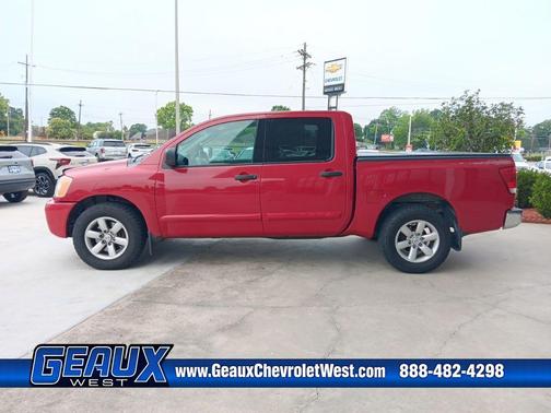 Red Alert Metallic 2010 Nissan Titan SE