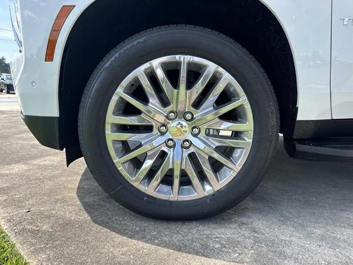 2025 Chevrolet Tahoe LS