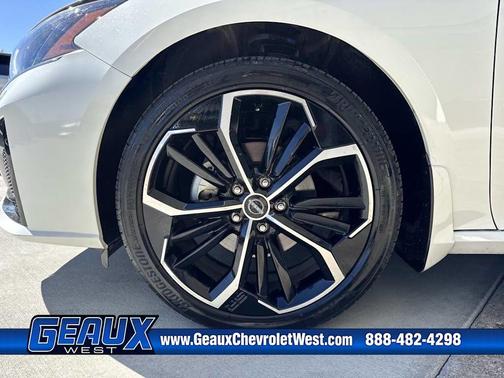 2025 Nissan Altima SR AWD