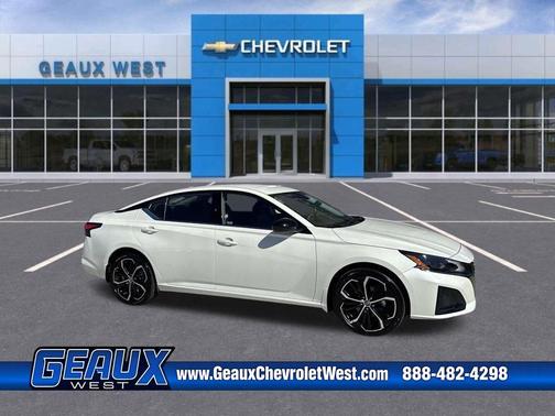 2025 Nissan Altima SR AWD