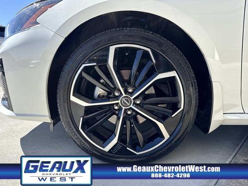 2025 Nissan Altima SR AWD