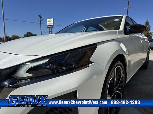 2025 Nissan Altima SR AWD