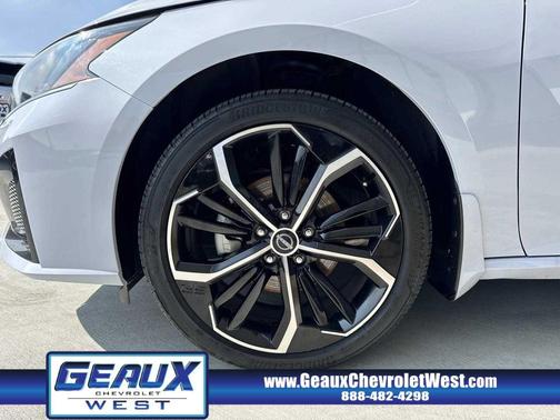 2025 Nissan Altima SR AWD