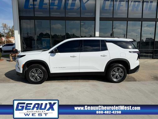 2024 Chevrolet Traverse LT