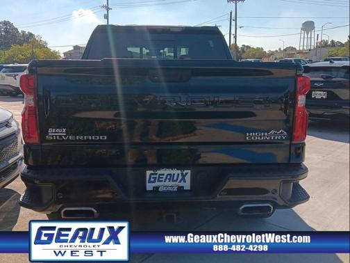 2022 Chevrolet Silverado 1500 High Country