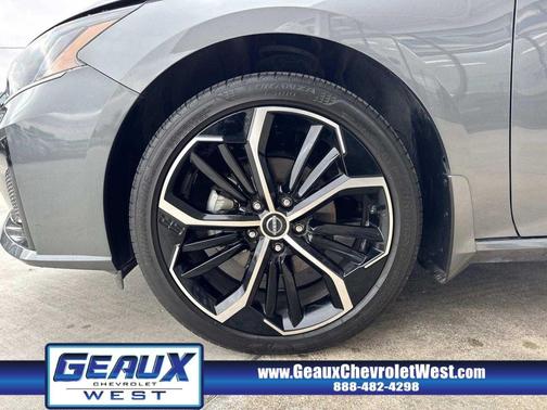 2025 Nissan Altima SR AWD