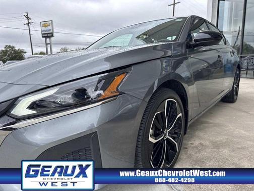 2025 Nissan Altima SR AWD