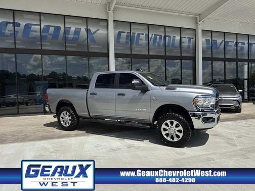 2023 RAM 2500 Big Horn Crew Cab 4x4 6'4' Box