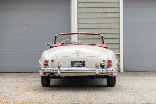 1960 Mercedes-Benz 190SL 