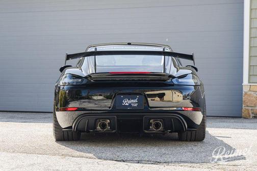 2023 Porsche 718 Cayman GT4 RS