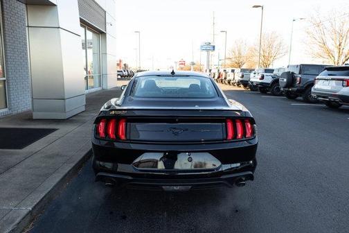 2021 Ford Mustang EcoBoost