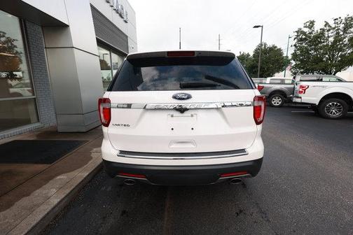 White 2019 Ford Explorer Limited