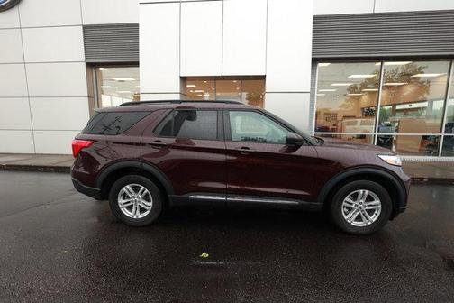 Jewel Red Metallic 2023 Ford Explorer XLT