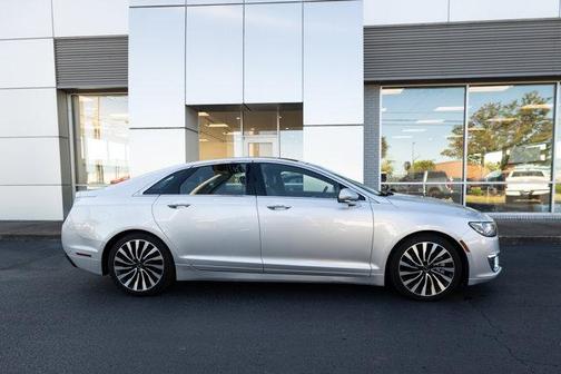 2018 Lincoln MKZ Black Label