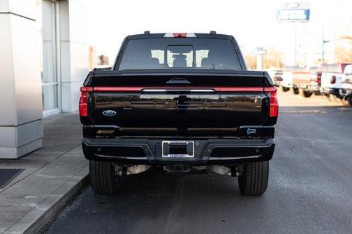 2023 Ford F-150 Lightning LARIAT