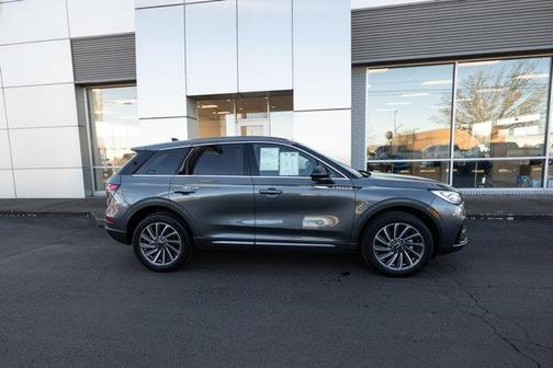 2025 Lincoln Corsair Reserve