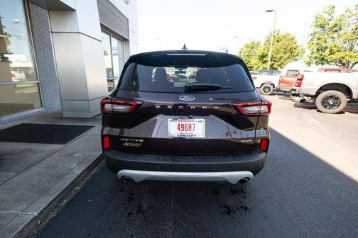 Cinnabar Red Metallic 2023 Ford Escape Active