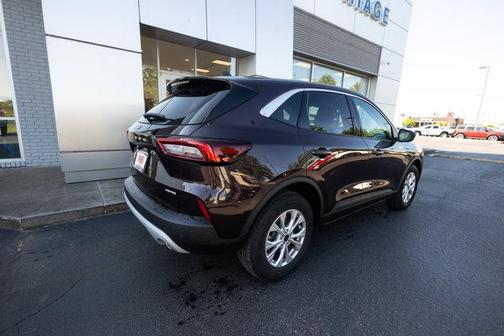 Cinnabar Red Metallic 2023 Ford Escape Active