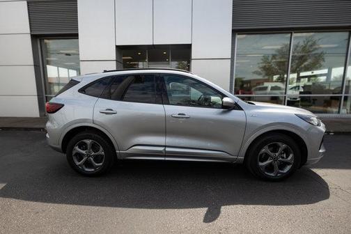 Iconic Silver Metallic 2023 Ford Escape ST-Line Select