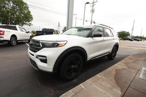 Oxford White 2021 Ford Explorer XLT