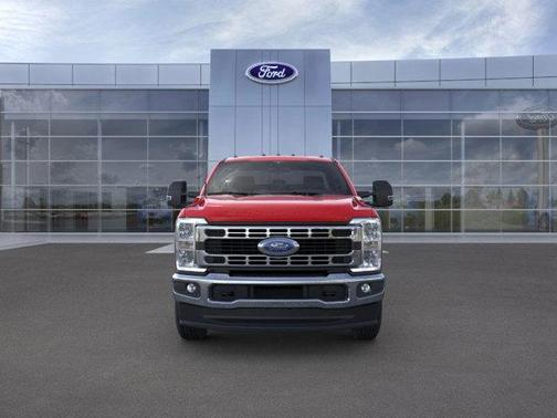2025 Ford F-250 XLT