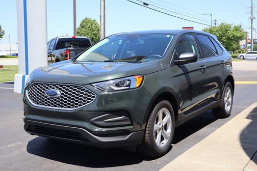 2024 Ford Edge SE