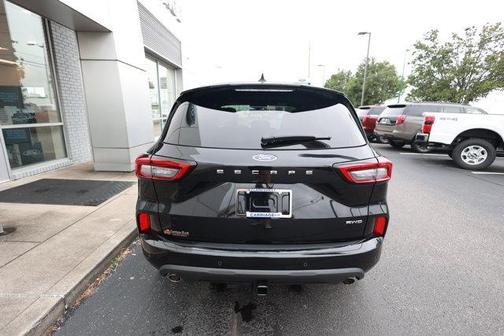 Agate Black Metallic 2024 Ford Escape ST-Line Elite