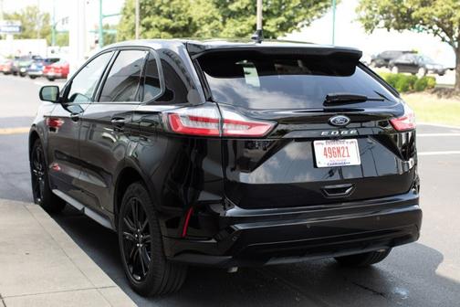 2024 Ford Edge ST-LINE