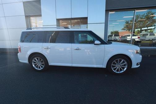 White 2018 Ford Flex Limited